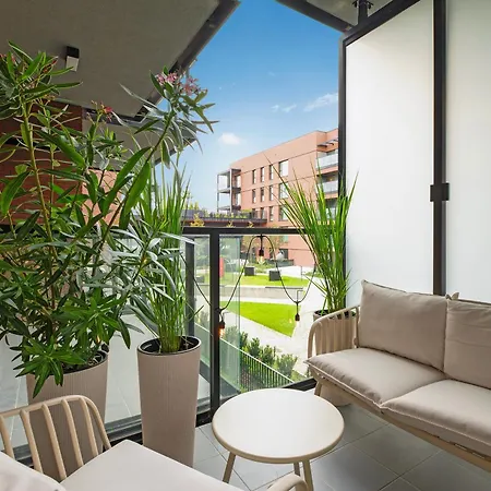 Jacuzzi Mirror By Downtown Apartament